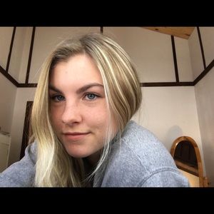 Meet your Posher, Savhana